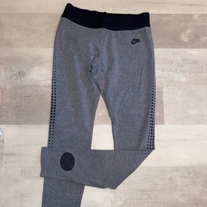Grey Nike Leggings